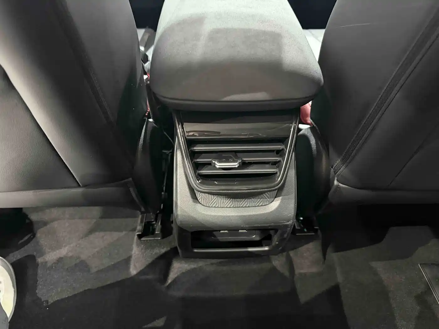 Haval Cool Dog 2022 Model 1.5T DCT FWD Trendy Sound Edition фото 21