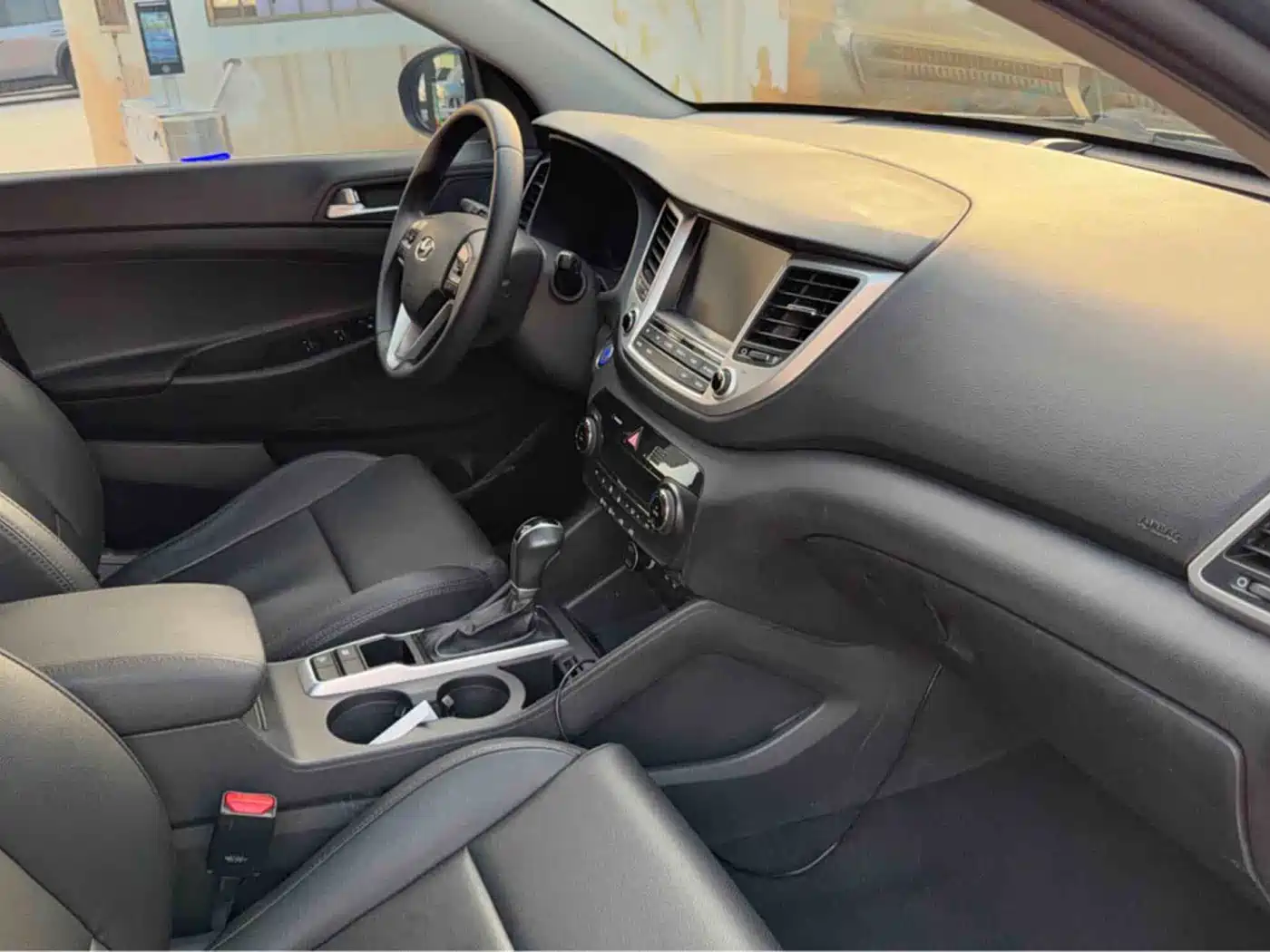 Hyundai Tucson 2018 1.6T DCT 2WD 15th Anniversary Special Edition фото 13