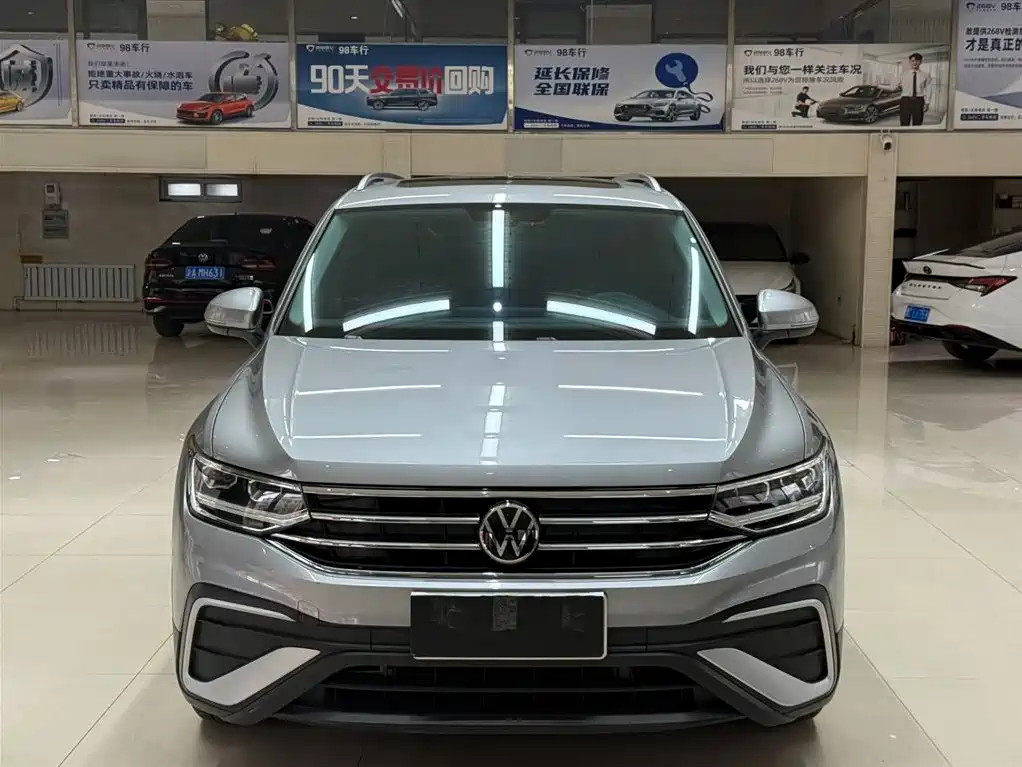 Volkswagen Tiguan L 2023 280TSI 2WD Trend Limited Edition фото 2