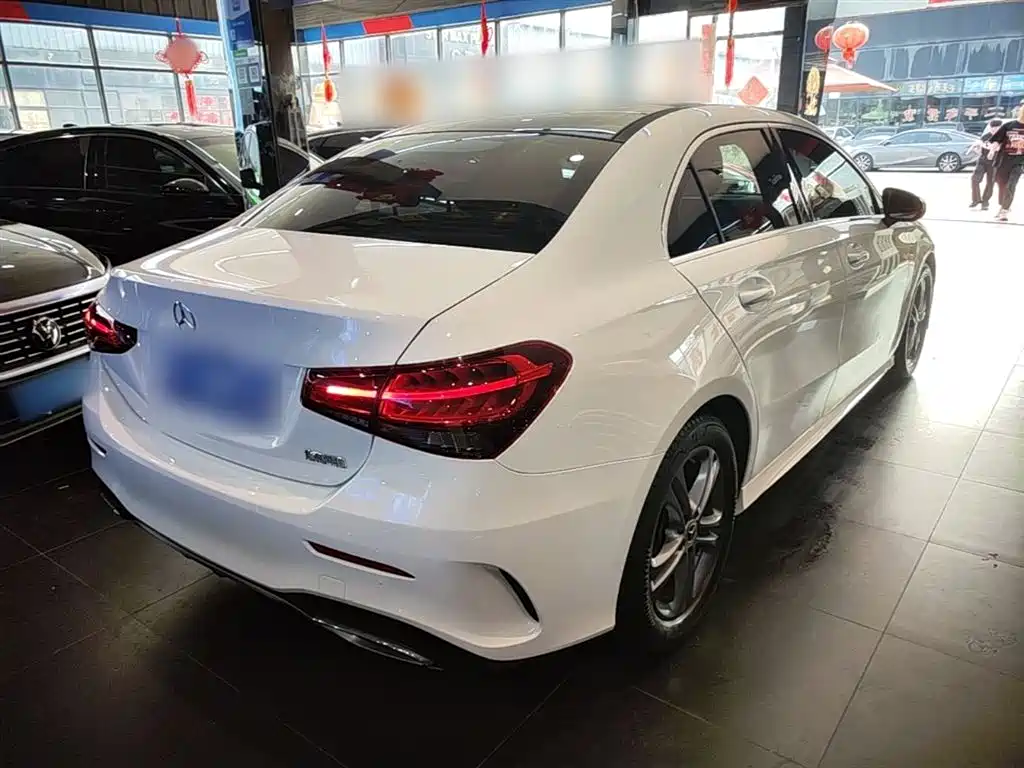 Mercedes-Benz A-Class 2021 Facelift A 180 L Sport Sedan фото 7