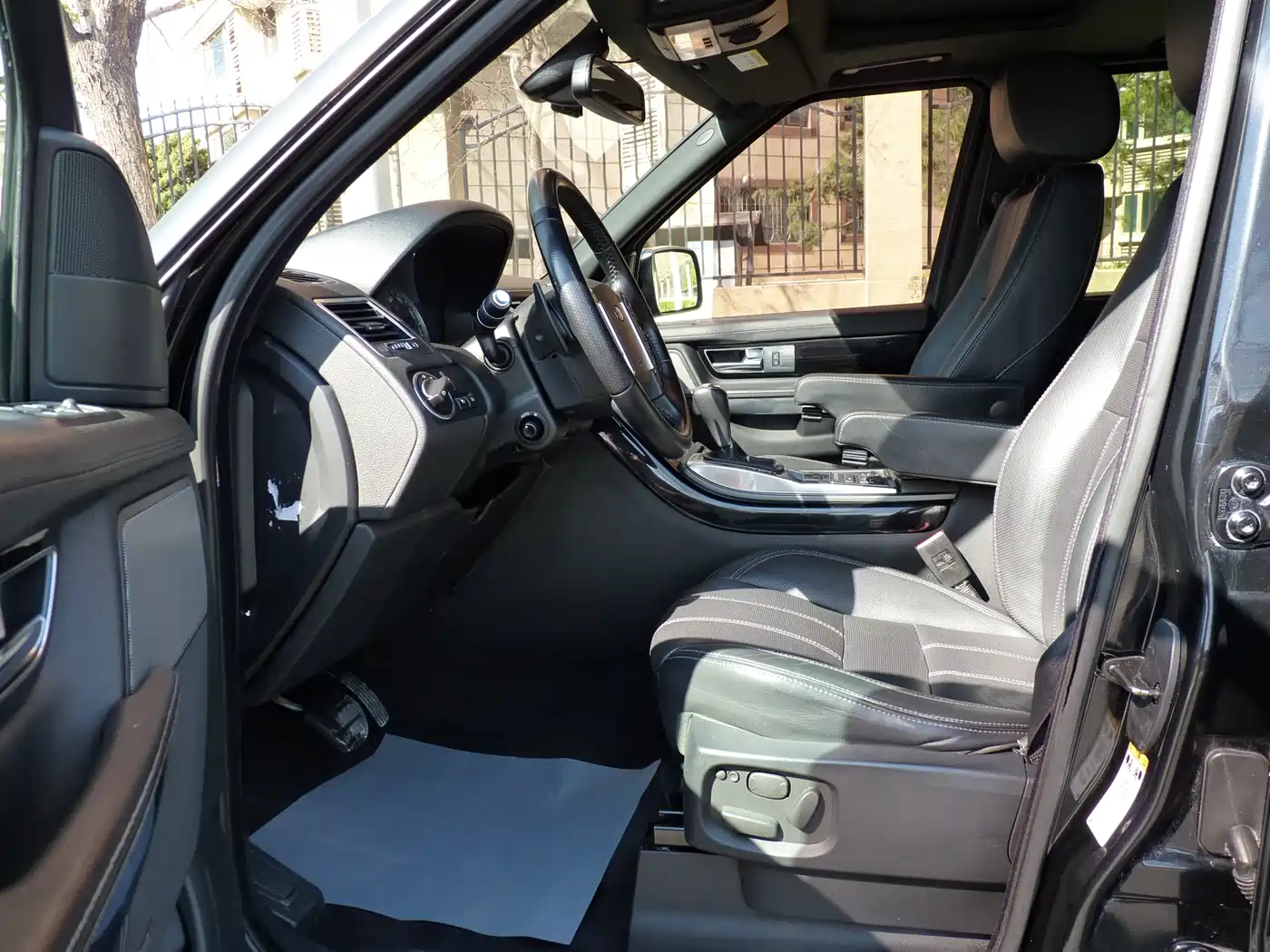 Land Rover Range Rover Sport 2013 5.0 NA V8 HSE фото 7