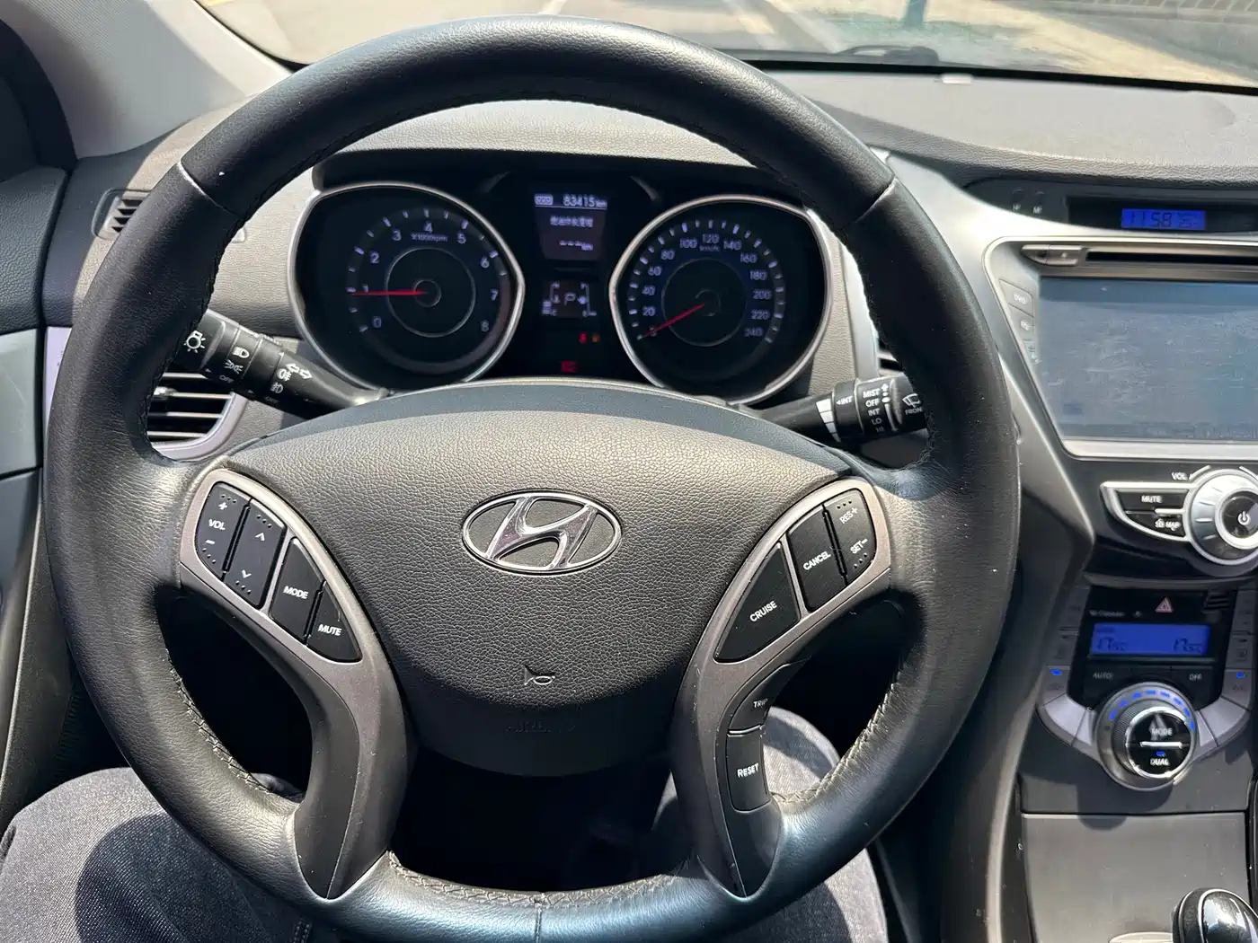 Hyundai Langdong 2013 1.6L Automatic Premium фото 16