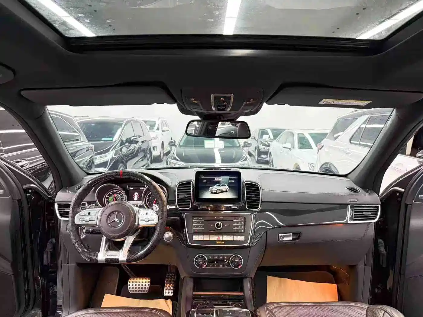 Mercedes-Benz GLS AMG 2017 2017 AMG GLS 63 4MATIC