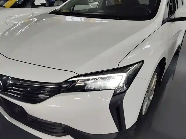 Buick Velite 6 Подключаемый гибрид, Стиль