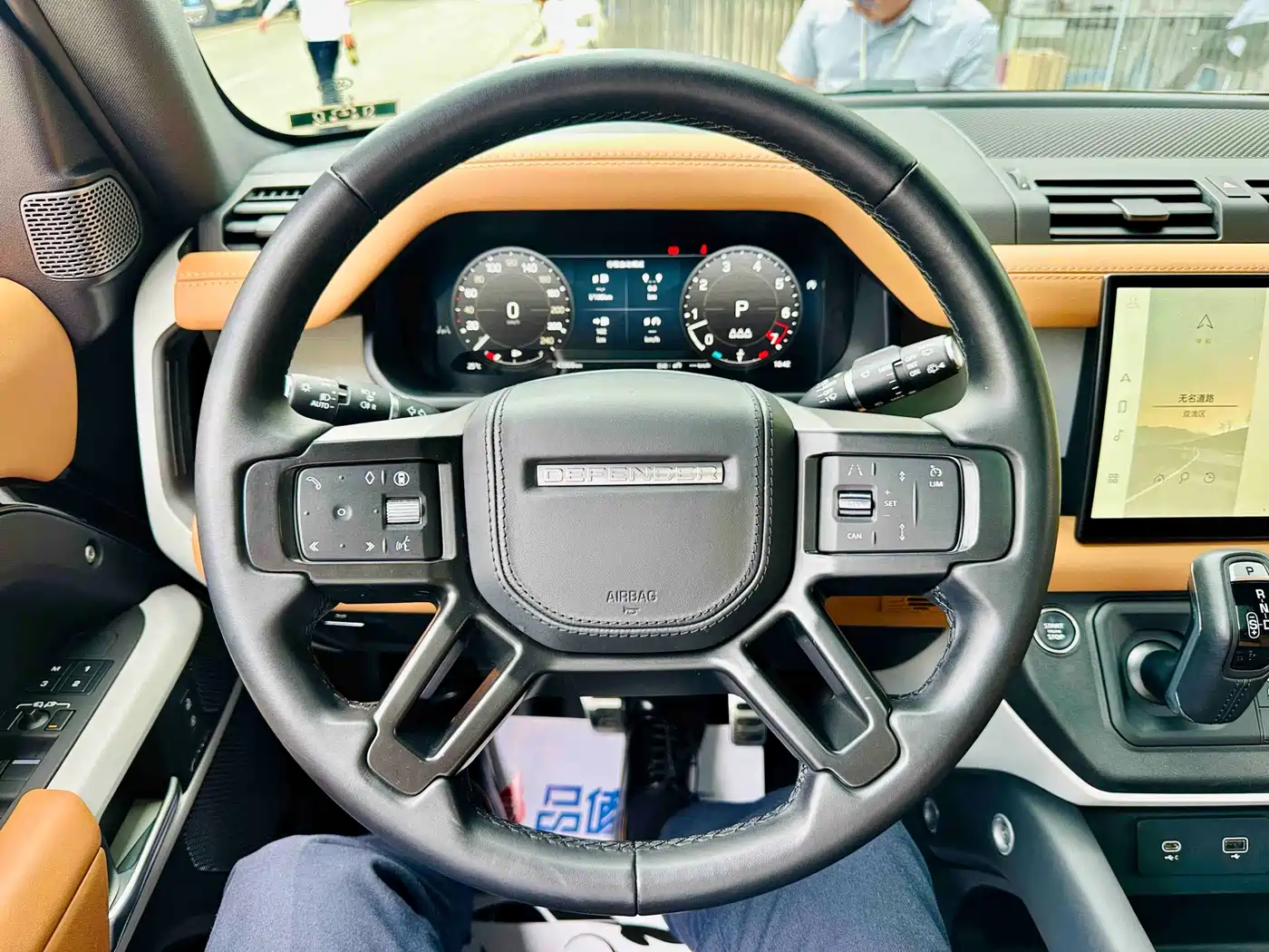 Land Rover Defender 2024 110 3.0T P400 X-DYNAMIC HSE фото 9