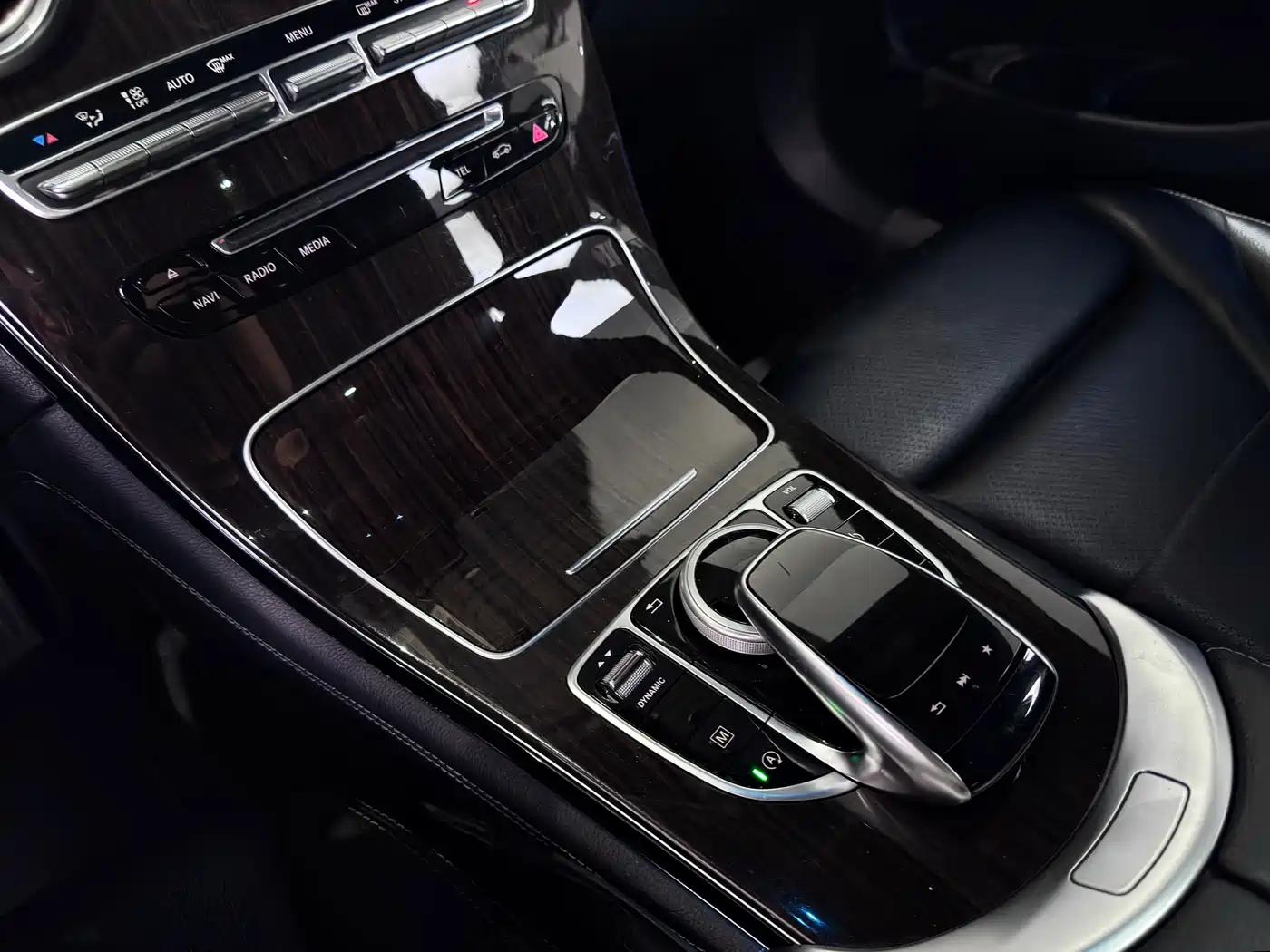 Mercedes-Benz GLC 2017 GLC 260 4MATIC Luxury фото 9