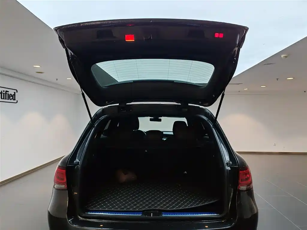 Mercedes-Benz GLC 2022 Facelift GLC 300 L 4MATIC Dynamic Collector's Edition фото 13