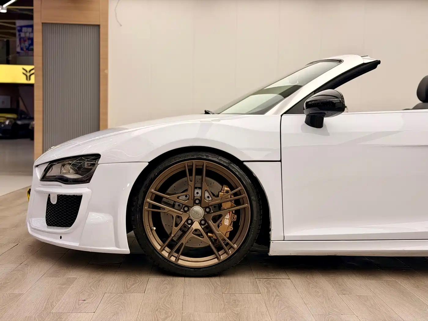 Audi R8 2011 Spyder 5.2 FSI quattro фото 6