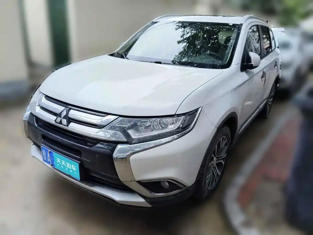 Mitsubishi Outlander 2017 2018 2.0L 2WD Glory Edition 5-seater