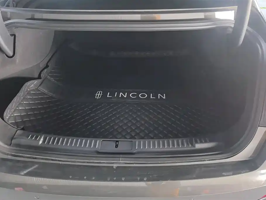 LINCOLN Z
