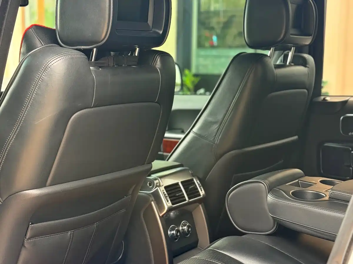 Фото 9 - Land Rover Range Rover