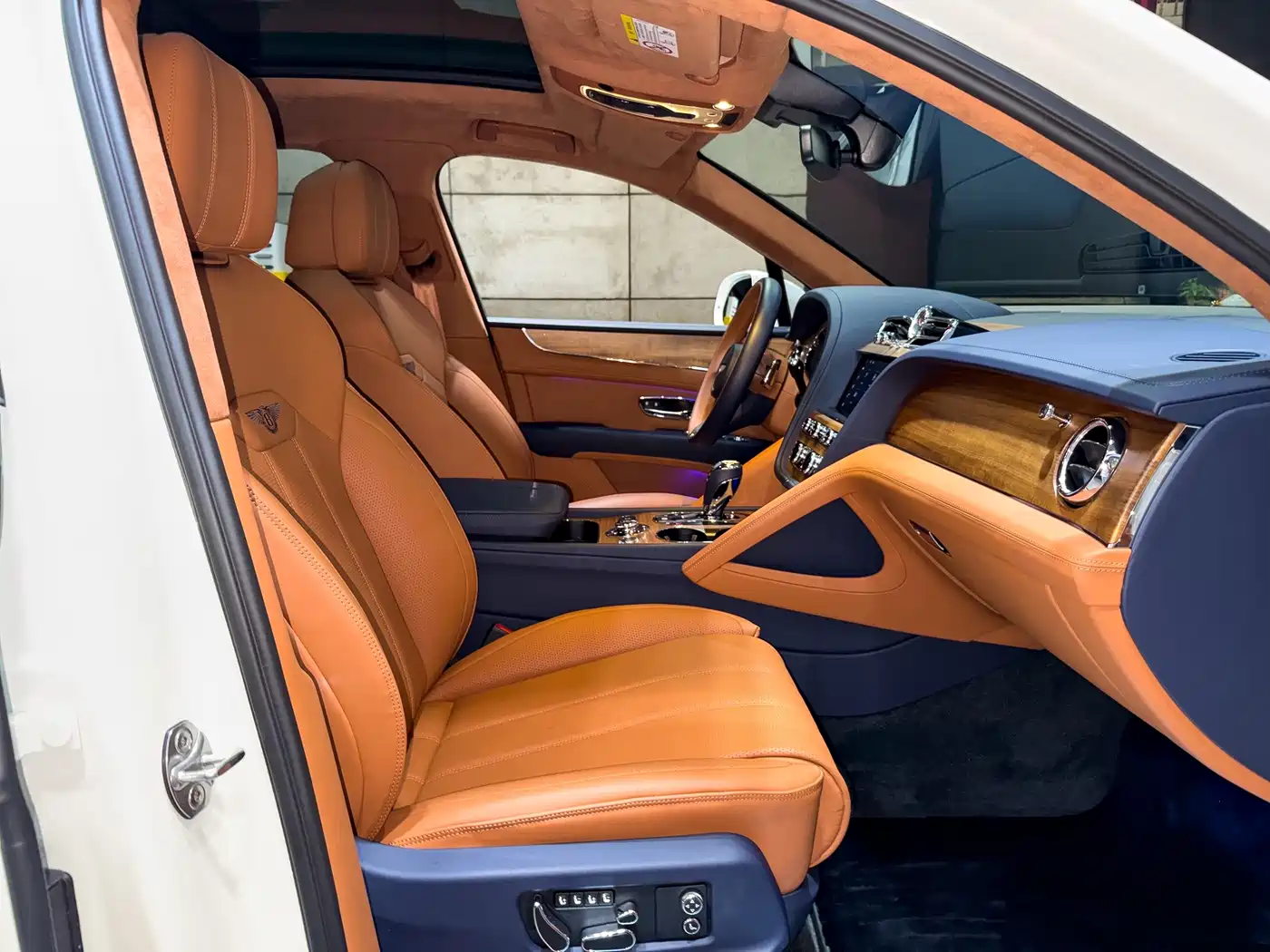 Bentley Bentayga 2025 2024 4.0T V8