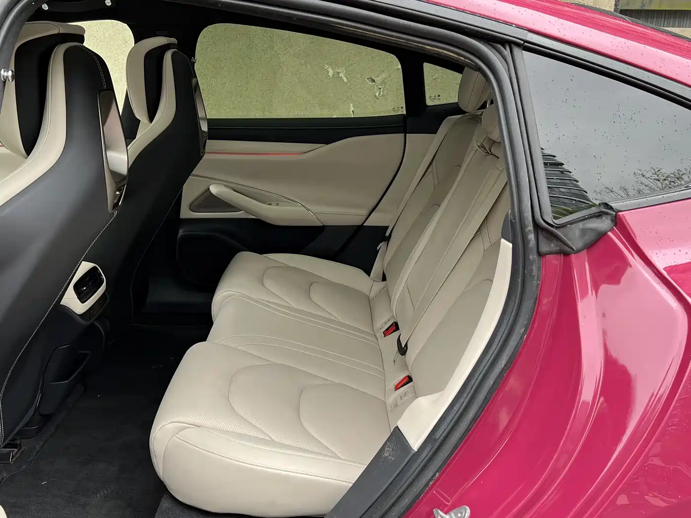 XIAOMI CAR XIAOMI SU7