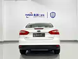 Фото 3 - Ford Focus