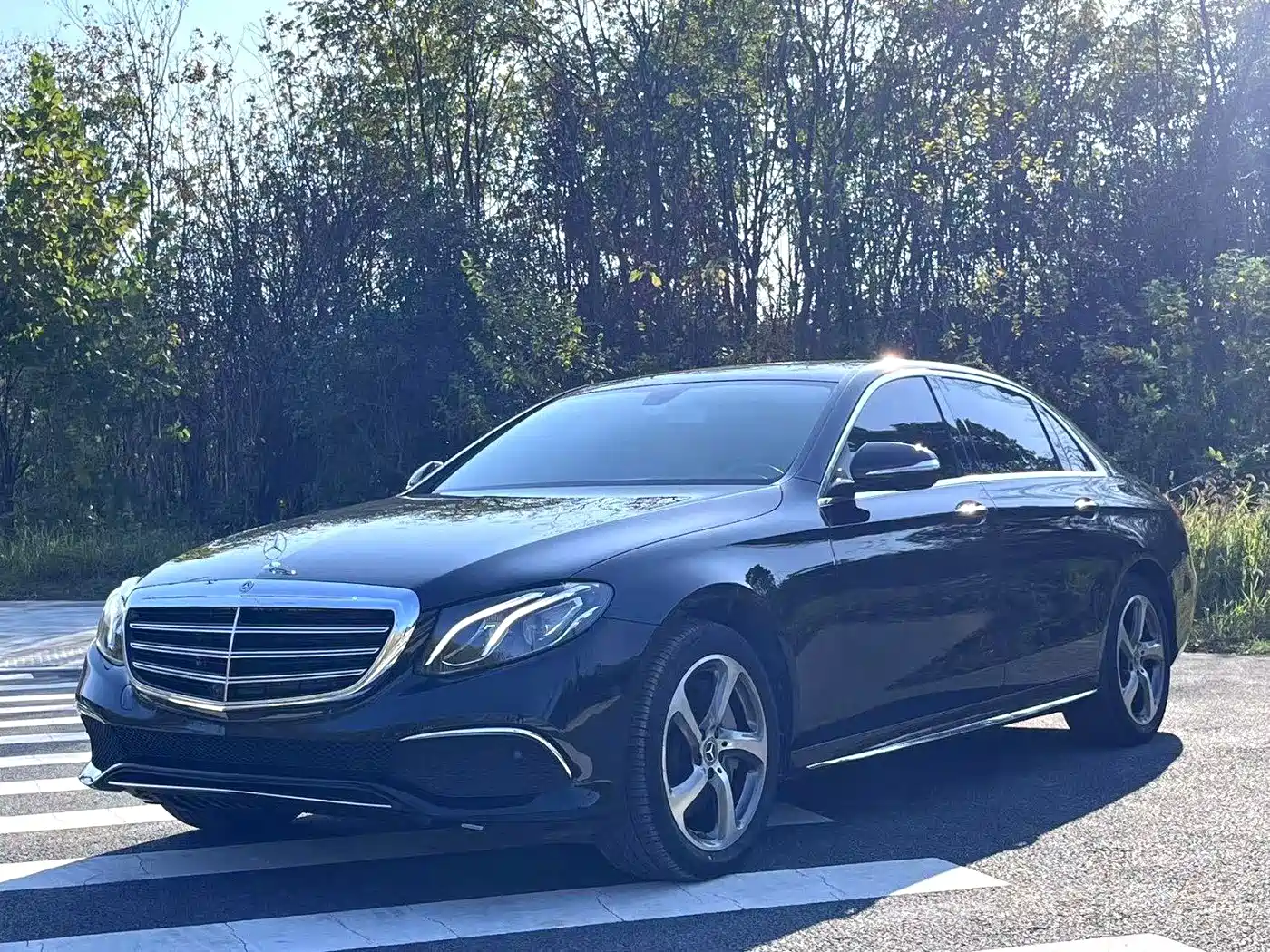 Mercedes-Benz E-Class 2019 E 300 L Sport Fashion фото 2