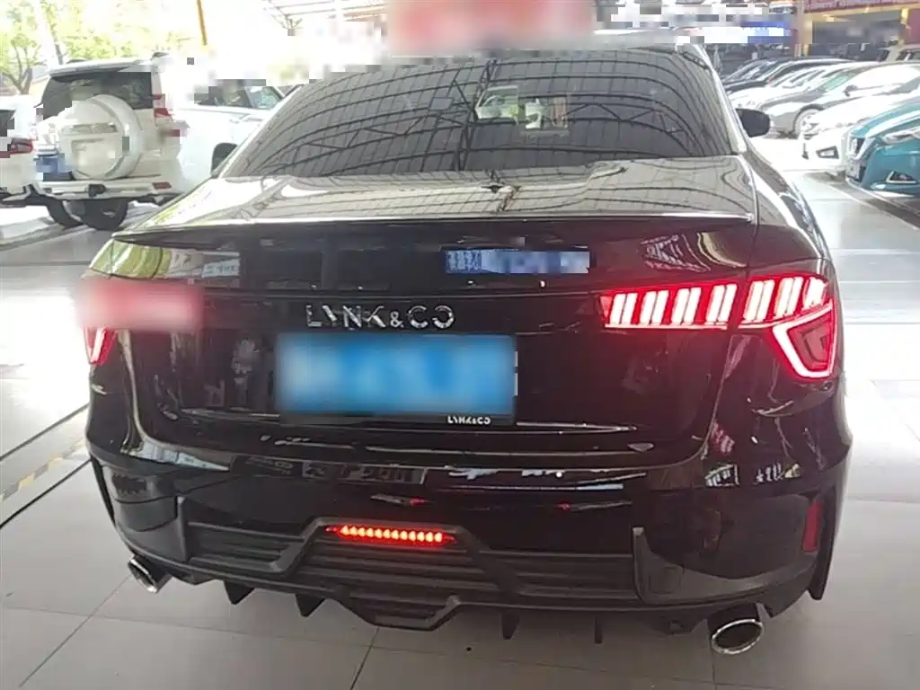 Lynk & Co 03 2019 2.0TD Auto Power Pro Version фото 6