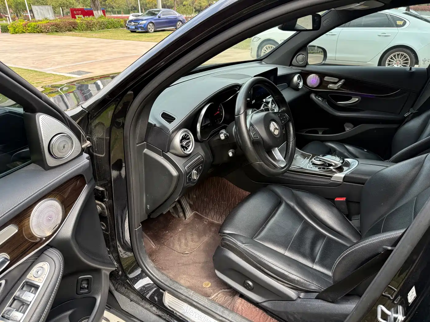 Mercedes-Benz GLC 2018 GLC 260 4MATIC Dynamic фото 4