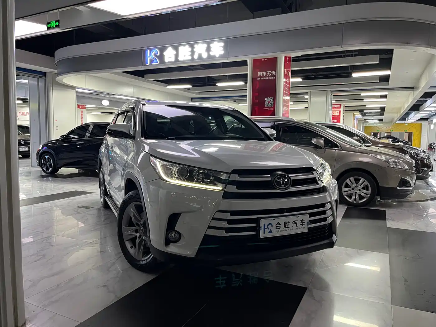 Toyota Highlander 2018 2.0T 4WD Luxury 7-seater China VI фото 3