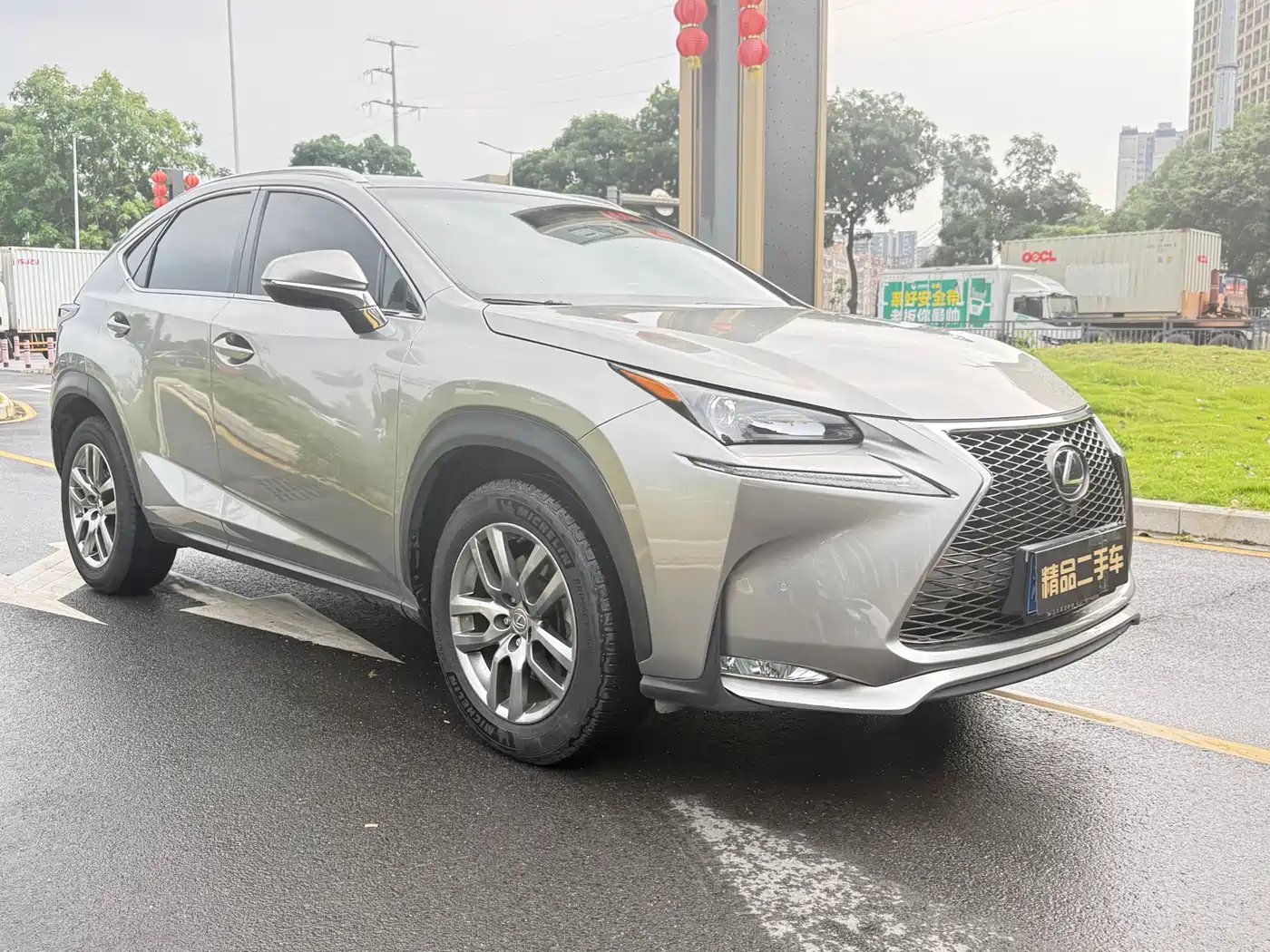 Lexus NX 2015 200t AWD F Sport фото 3