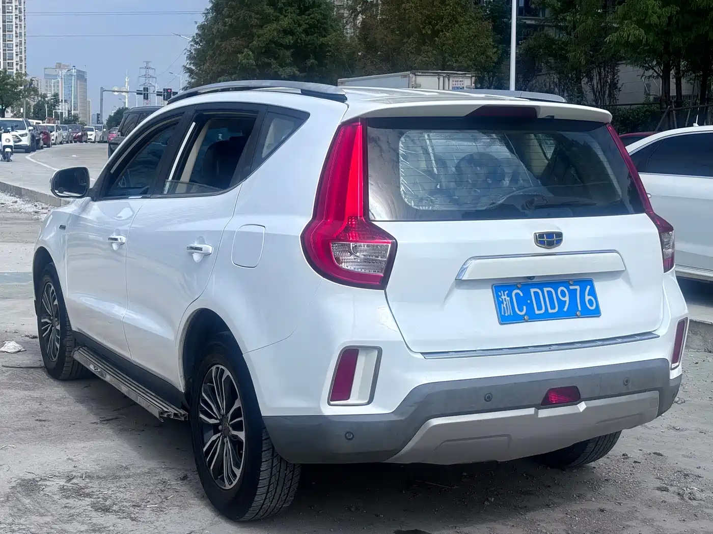Geely Emgrand X6 2016 2016 1.3T CVT Flagship
