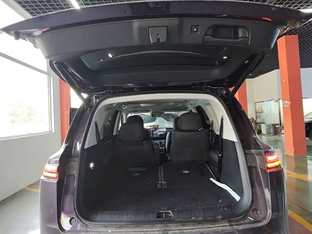 Leapmotor C16 2026 2026 Model Year EREV 280 LiDAR Premium Edition 6-Seater