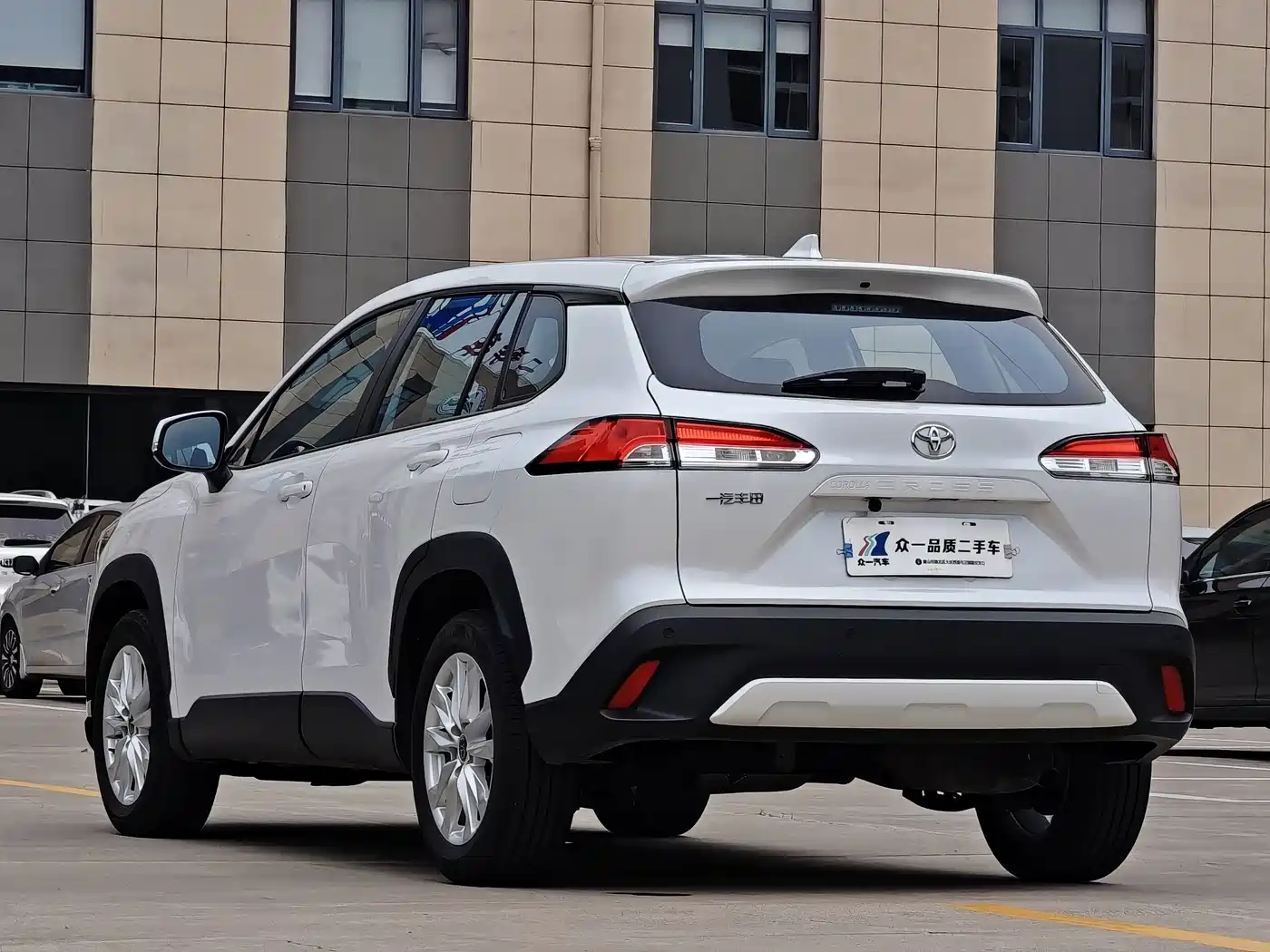 Toyota Corolla Cross 2025 2024 Model 2.0L Pioneer Edition
