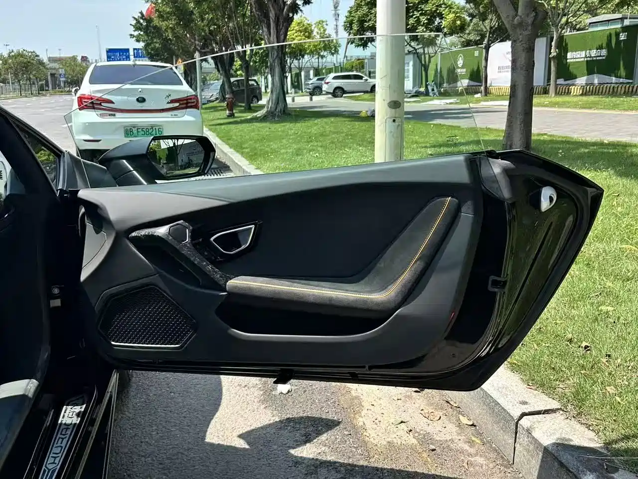 Фото 8 - Lamborghini Huracán