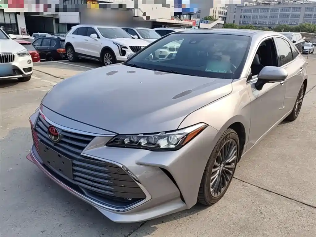 Toyota Avalon 2019 2.5L Touring Premium Edition China VI фото 2