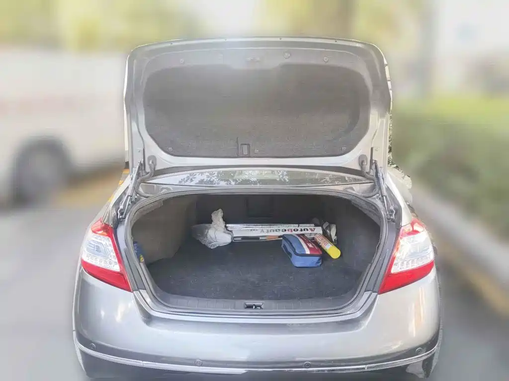 Фото 4 - Nissan Teana