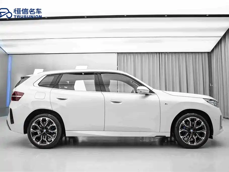 BMW X3 2025 xDrive30L Premium M Sport Package фото 4