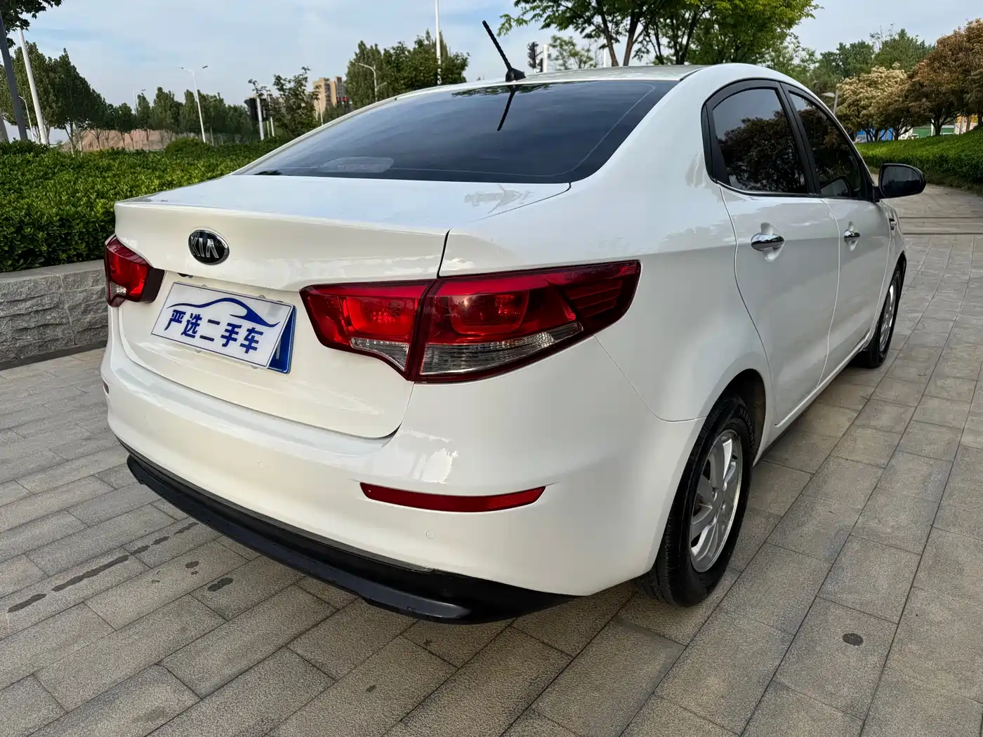 Kia K2 2015 Sedan 1.4L AT GLS фото 9