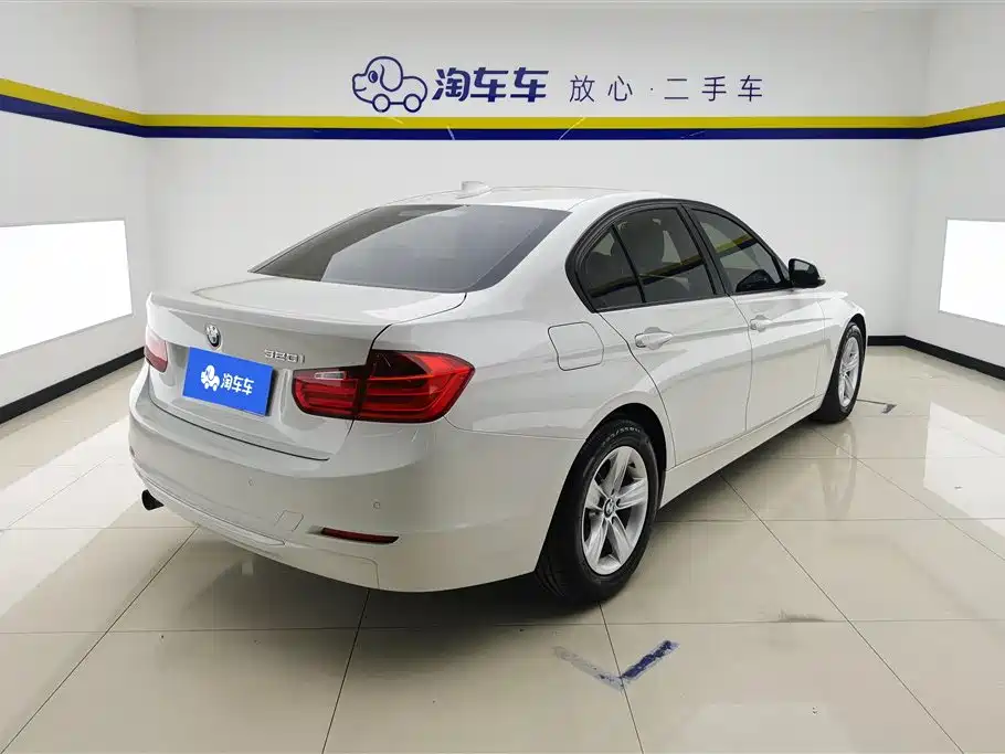 BMW 3 Series 2015 320i Fashion фото 3