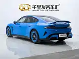Photo 3 - Xiaomi SU7