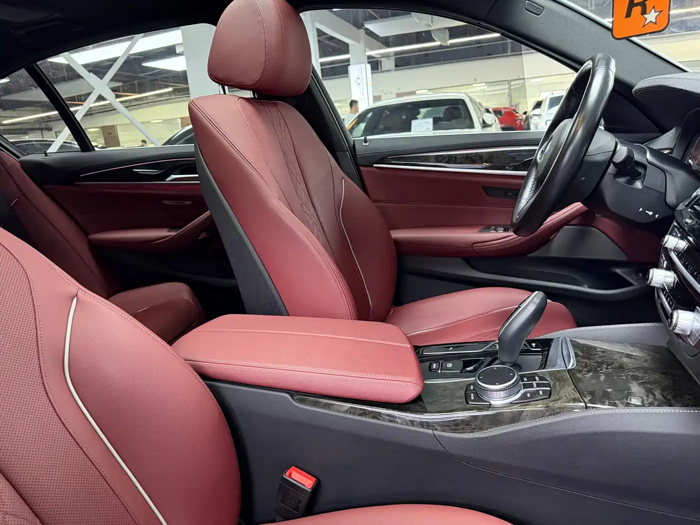 BMW 5 Series 2021 525Li M Sport Package фото 13