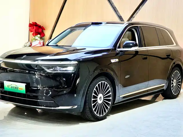 AITO ASK THE WORLD M8