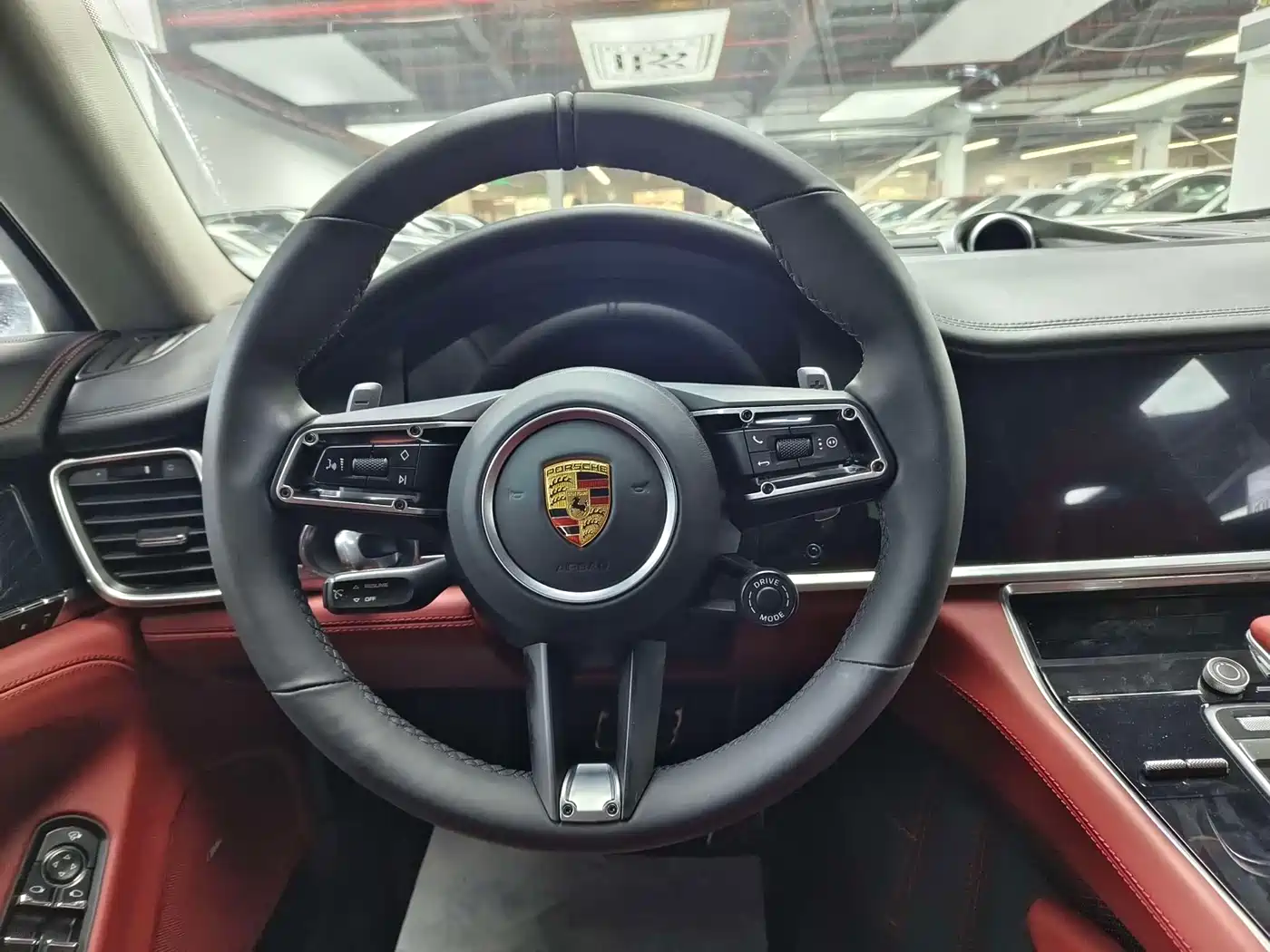 Porsche Panamera 2014 Panamera 3.0T фото 6