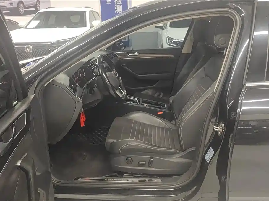 Volkswagen Magotan 2020 330TSI DSG Premium фото 9
