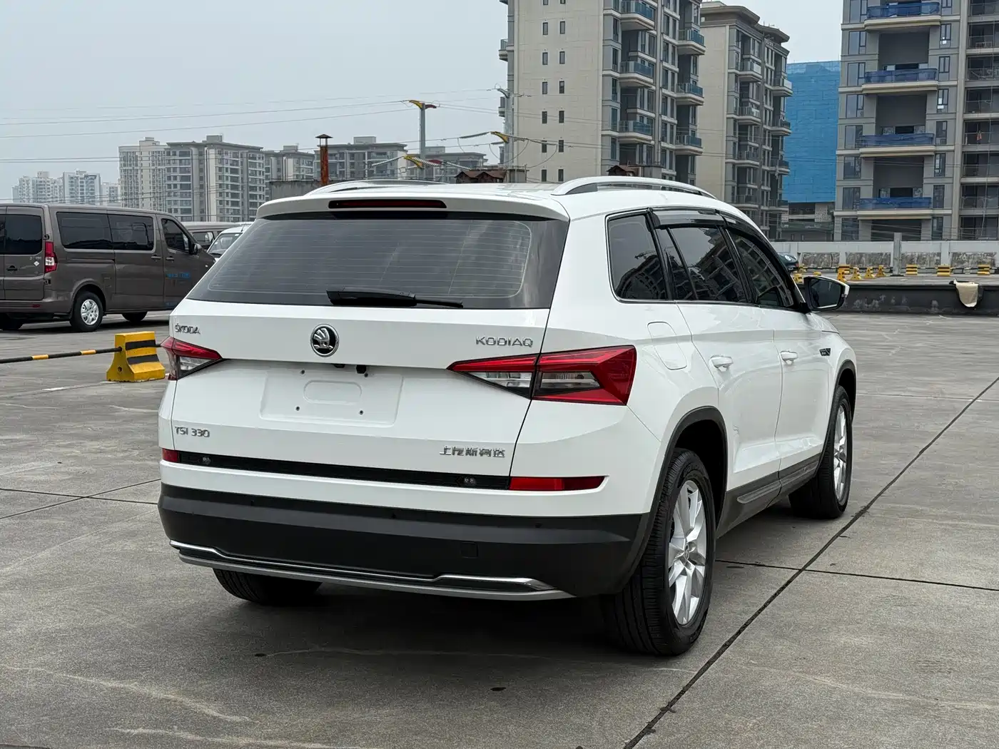 Škoda Kodiaq 2017 TSI330 7-seater 2WD Luxury Edition фото 4