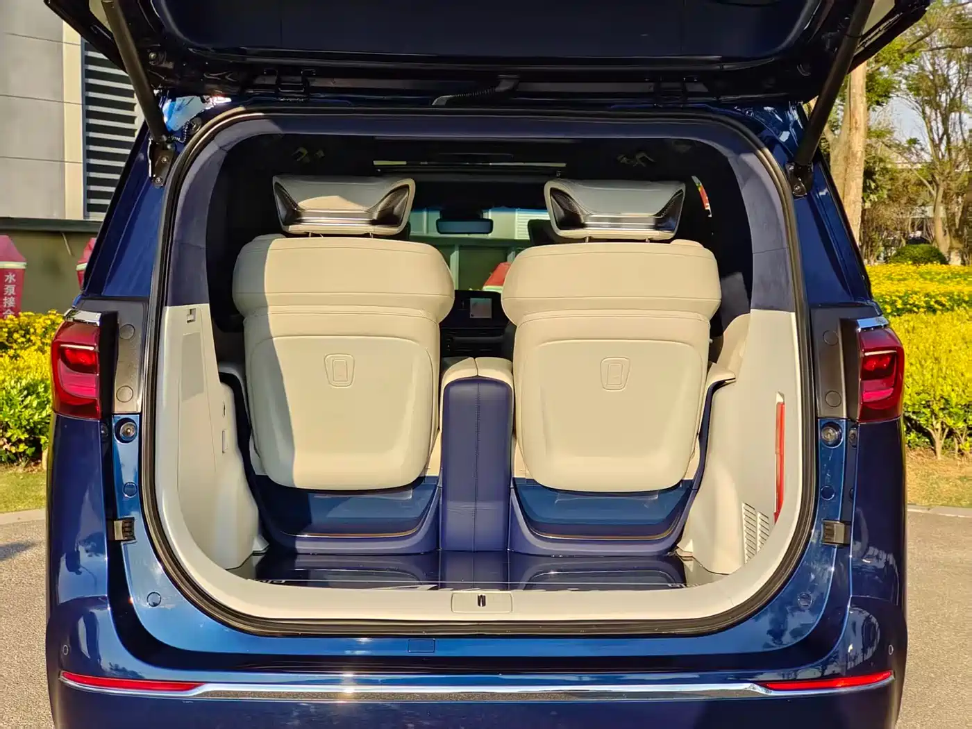 Buick GL8 2020 Avenir Four-Seat Prestige Edition фото 12