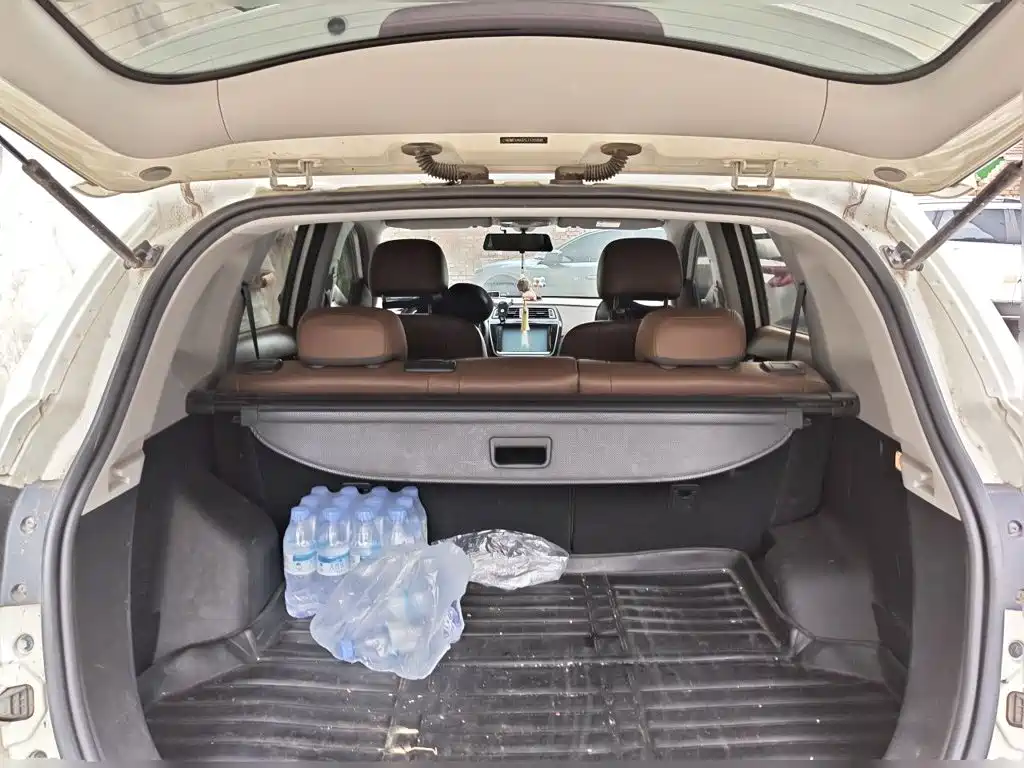 BAIC Weiwang S50 2016 2016 1.5T Manual LeDong Luxury