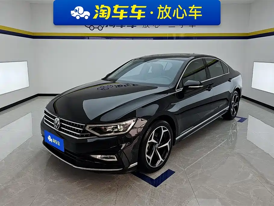 Volkswagen Magotan 2023 2 Million Units Anniversary Edition 330TSI DSG Leading Type