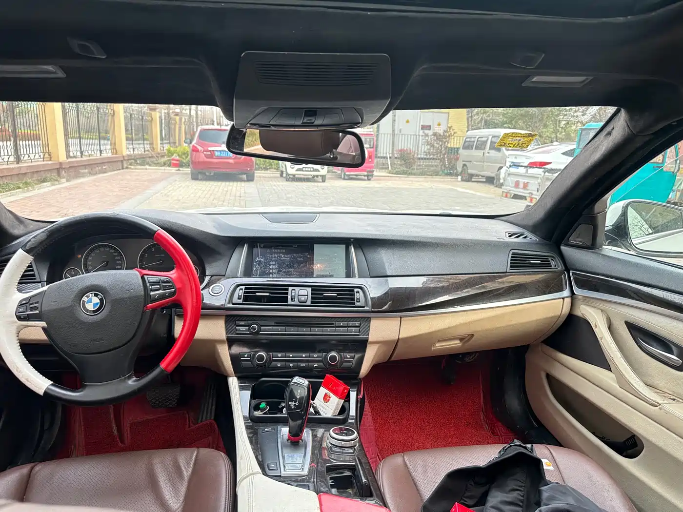 BMW 5 Series 2012 523Li Luxury фото 9