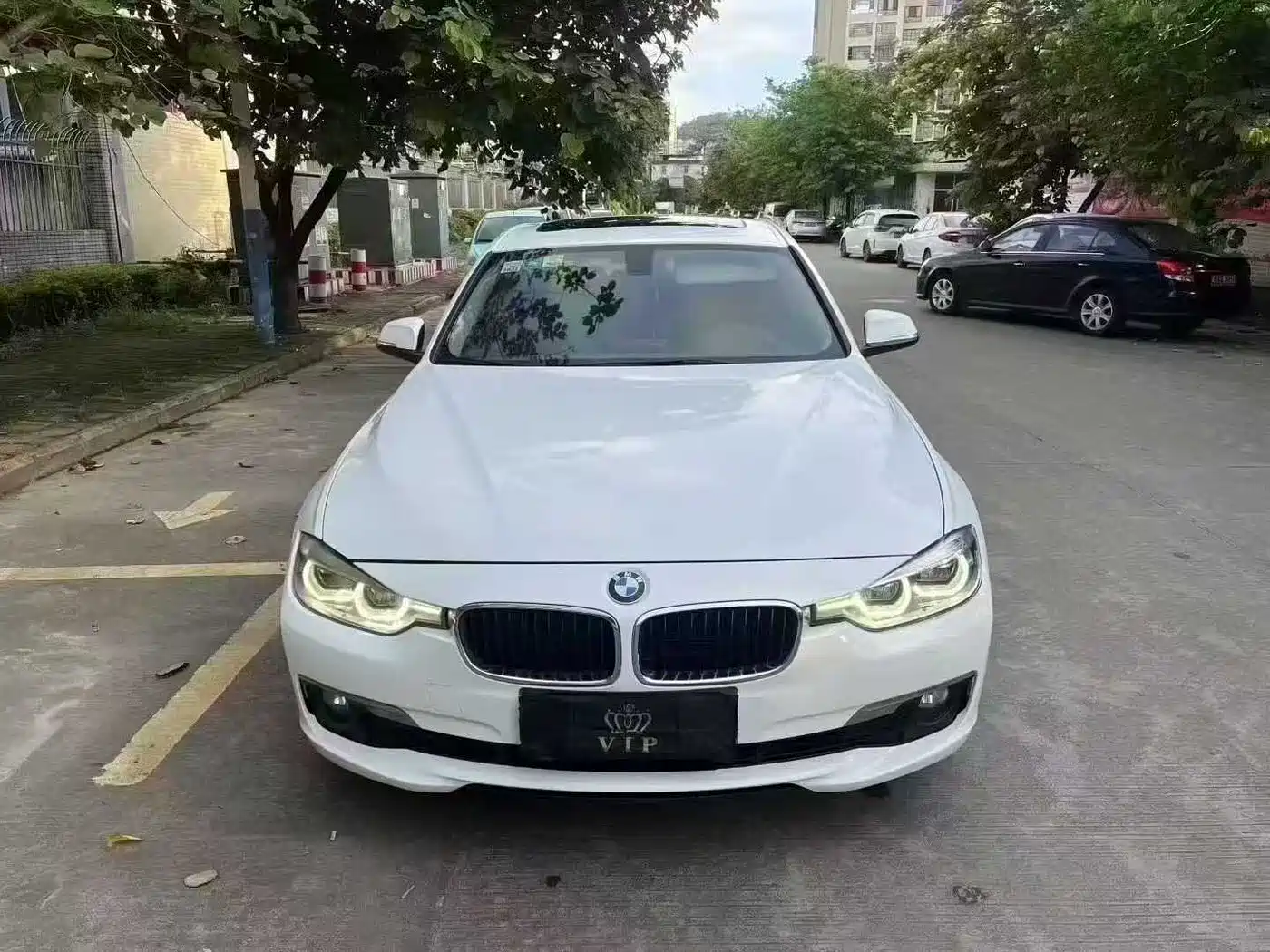 BMW 3 Series 2016 320Li Progressive фото 2