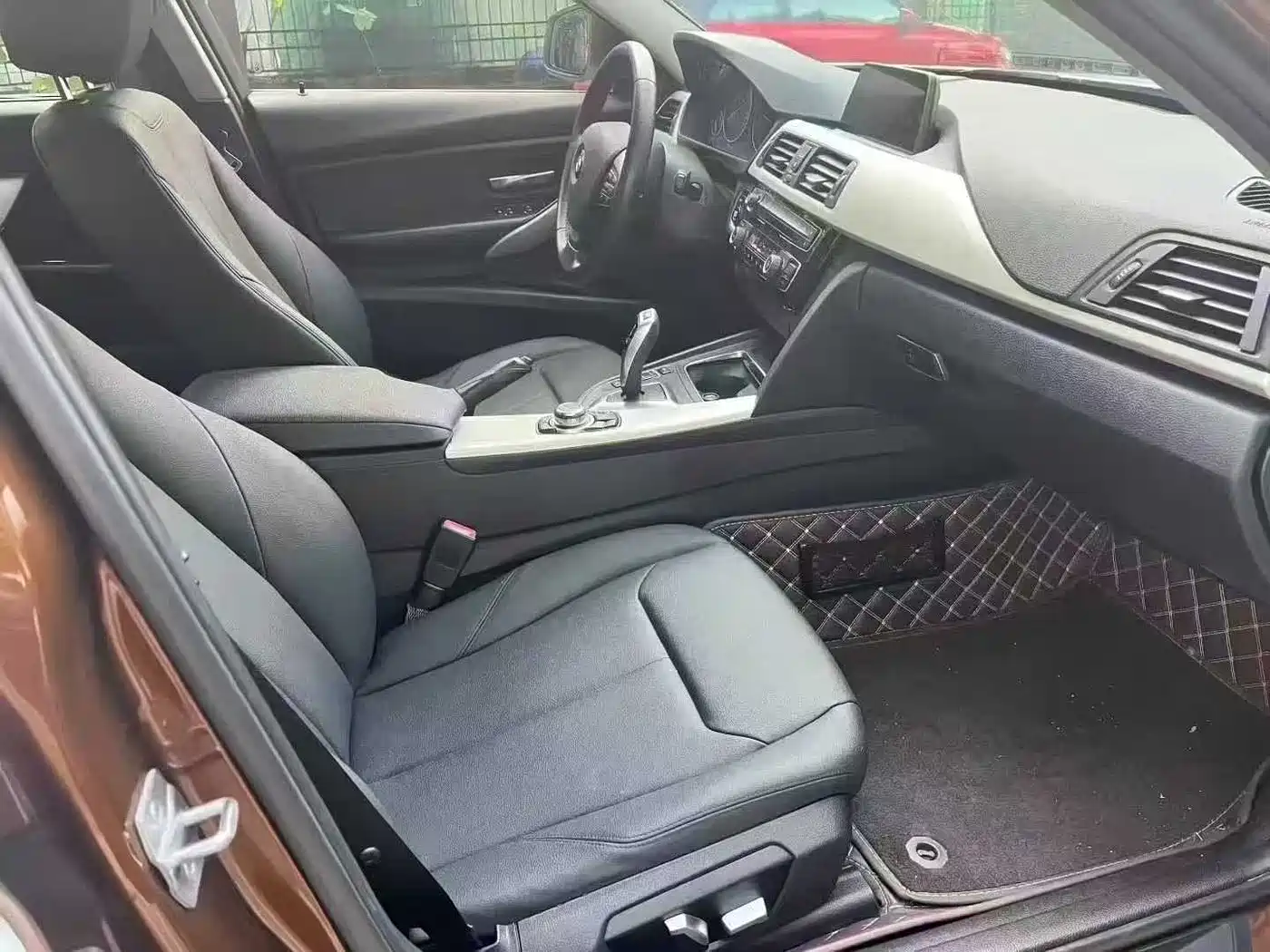BMW 3 Series 2016 320Li Progressive фото 4