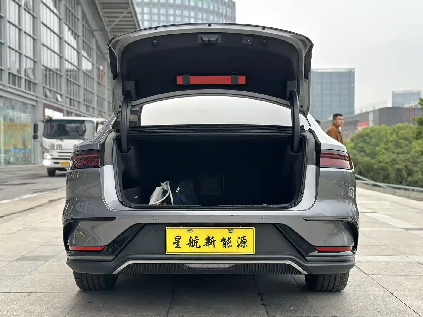 BYD Han 2022 DM-i 121KM Premium Edition фото 13