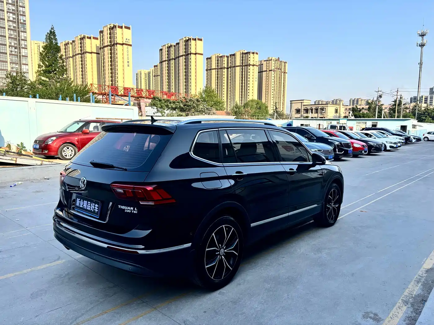 Volkswagen Tiguan L 2019 330TSI Automatic 2WD Smart Luxury Edition China VI фото 4