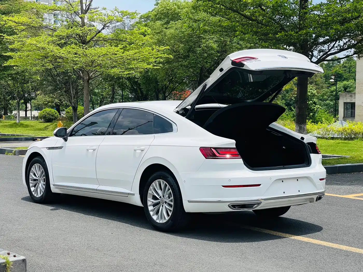 Volkswagen FAW-Volkswagen CC 2019 380TSI Charming Appearance (China V) фото 6