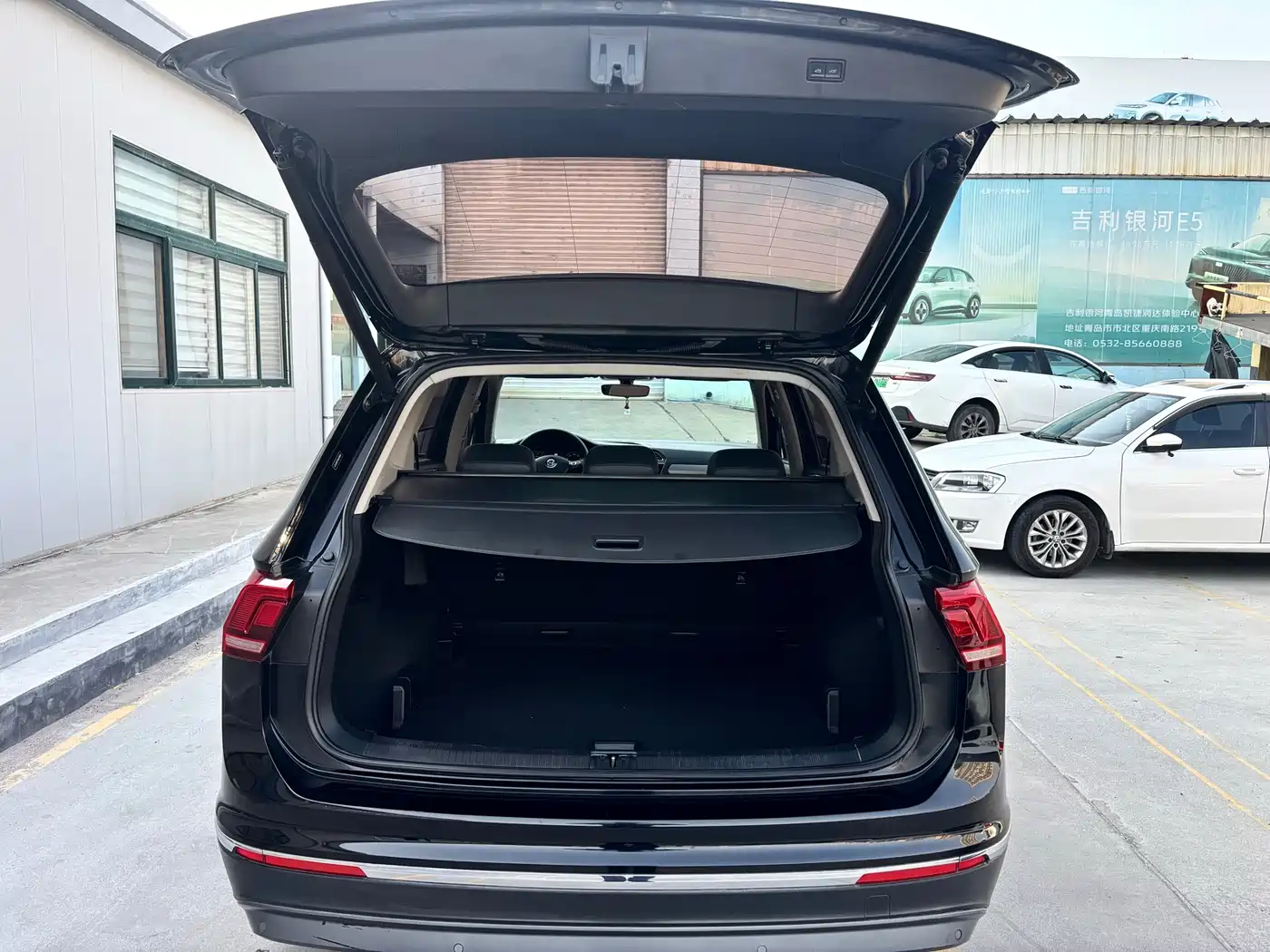 Volkswagen Tiguan L 2019 330TSI Automatic 2WD Smart Luxury Edition China VI фото 15