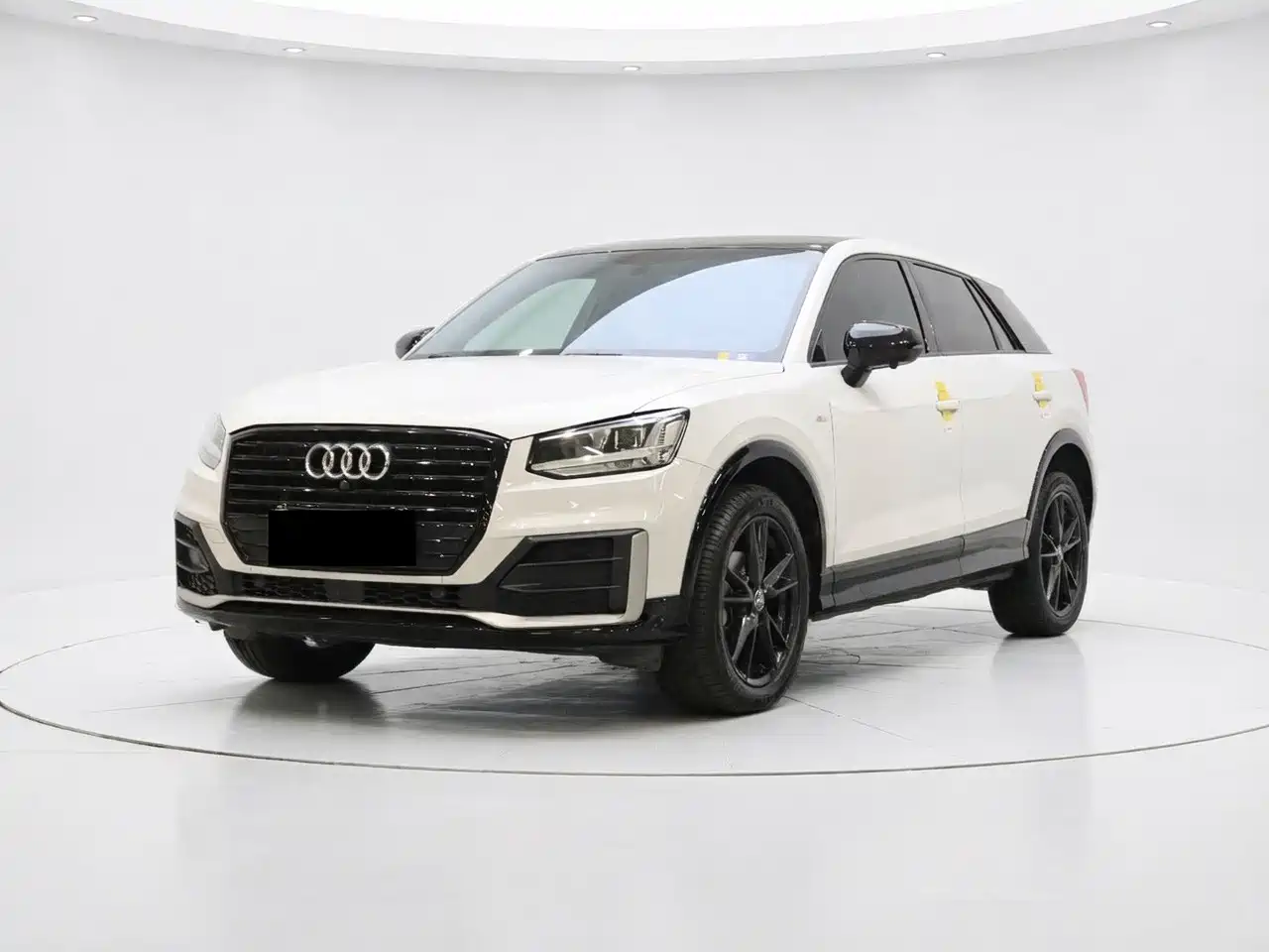 Audi Q2L 2020 35 TFSI Progressive Dynamic Model