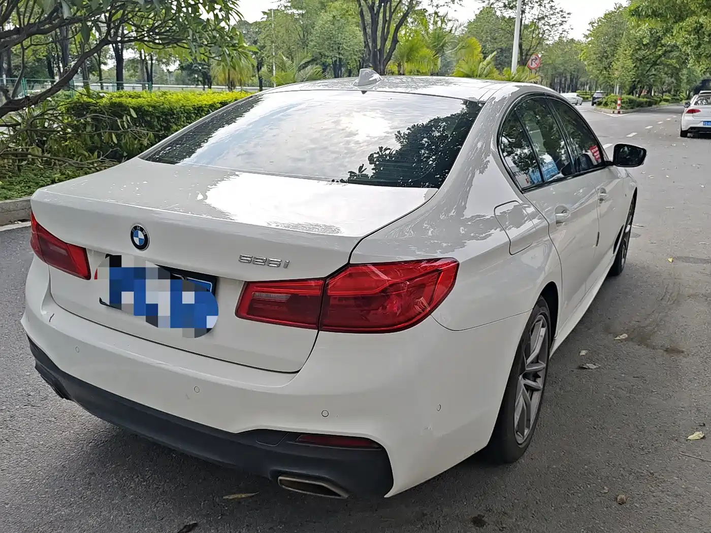 BMW 5 Series (Import) 2019 525i M Sport Package фото 5